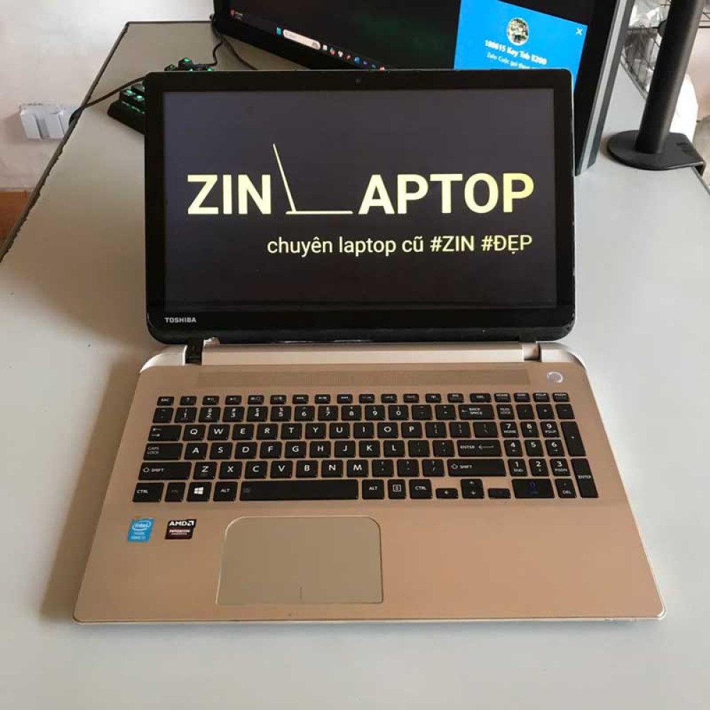 Chữa cháy - Toshiba S50t (i7-4510u 3.1 Ghz| 4 GB | SSD 128 GB  | Intel Graphics 4400 | 15.6 cảm ứng ) - màn bầm nhẹ (có hình đính kèm), pin cầm